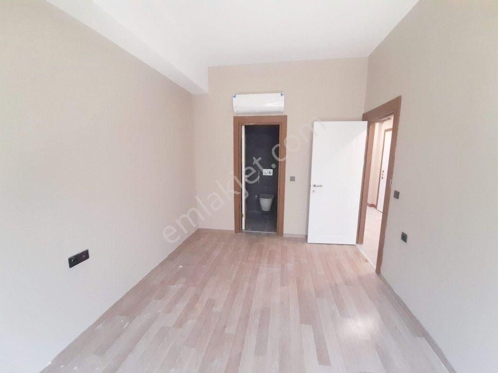 Beylikdüzü Sahil Kiralık Daire Beylikdüzü Deniz İstanbul Palm Marinde 3+1 Dubleks Kiralık Daire Deniz Manzaralı