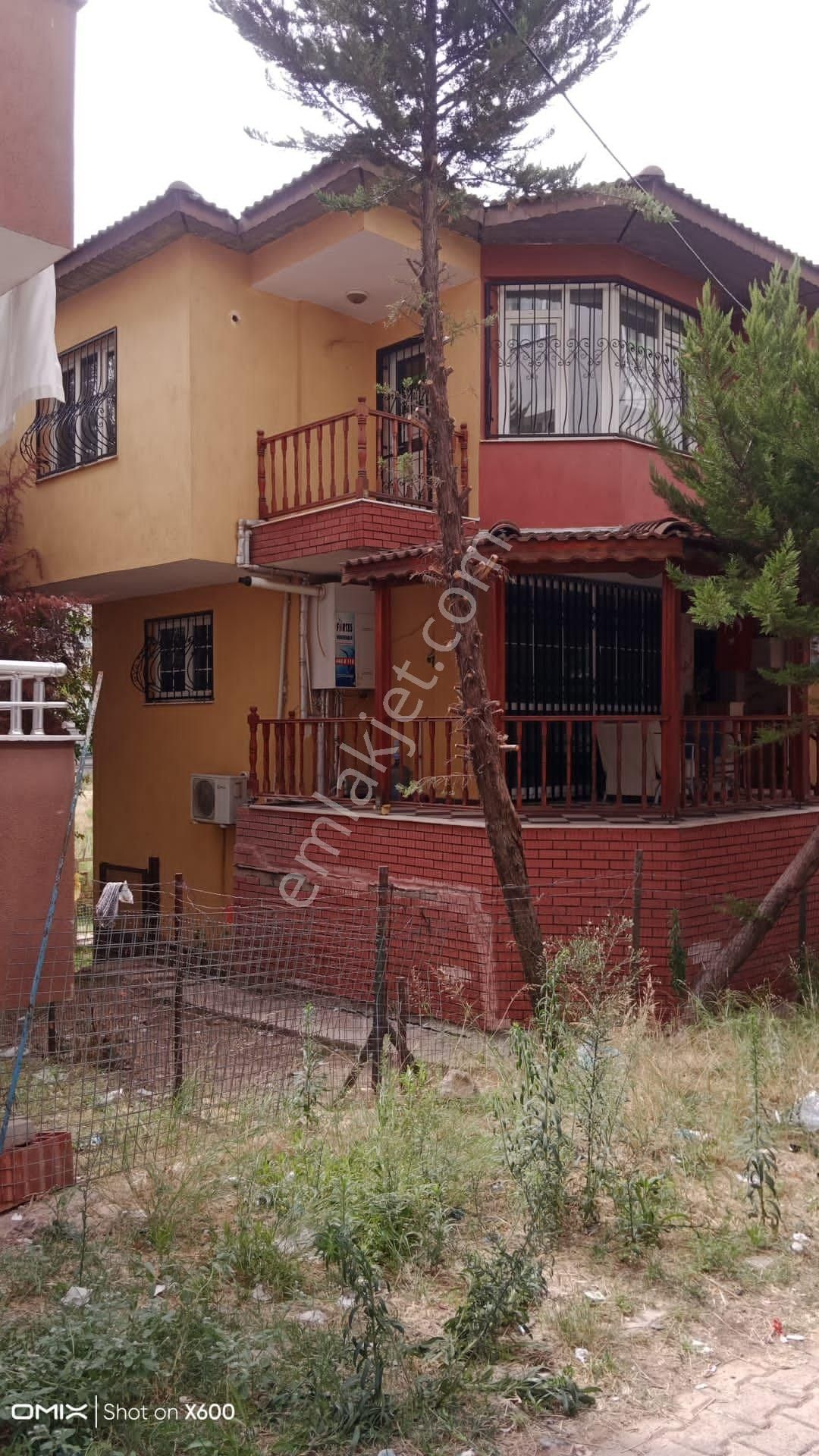 Torbalı İnönü Kiralık Daire INONU MAHALLESINDE MUSTAKIL DOGALGAZLI KIRALIK VILLA