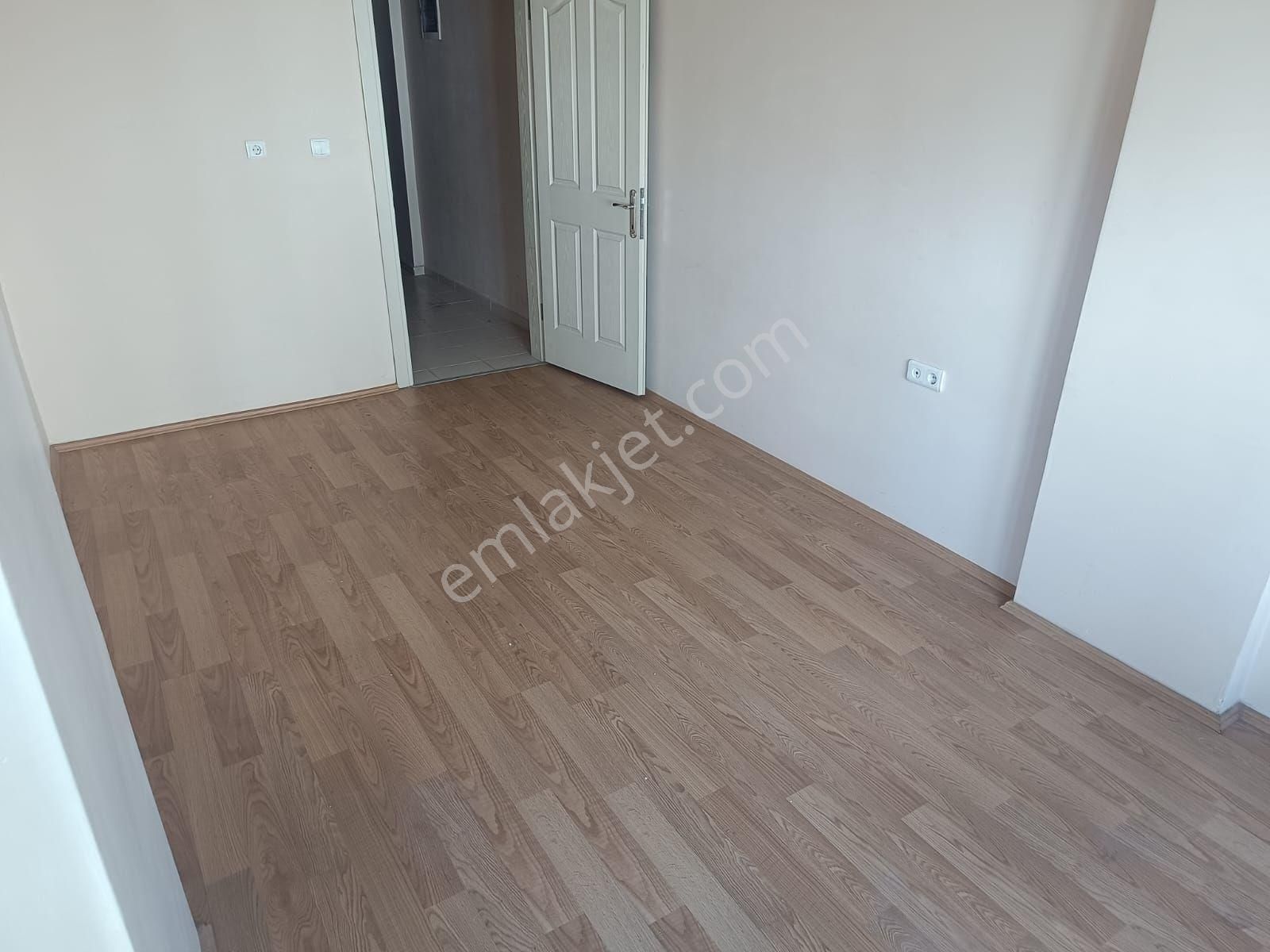 Torbalı Fevzi Çakmak Kiralık Daire FEVZI CAKMAK NAHALLESINDE 2+1 DOGALGAZSUZ ARAKAT KIRALIK DAIRE