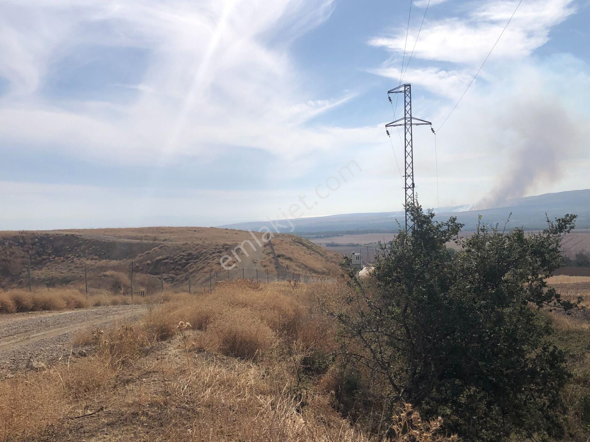 Şarköy Kızılcaterzi Satılık Tarla Şarköy De Işık Emlaktan Kızılcaterzi Mah De 2600 M2 Tarla