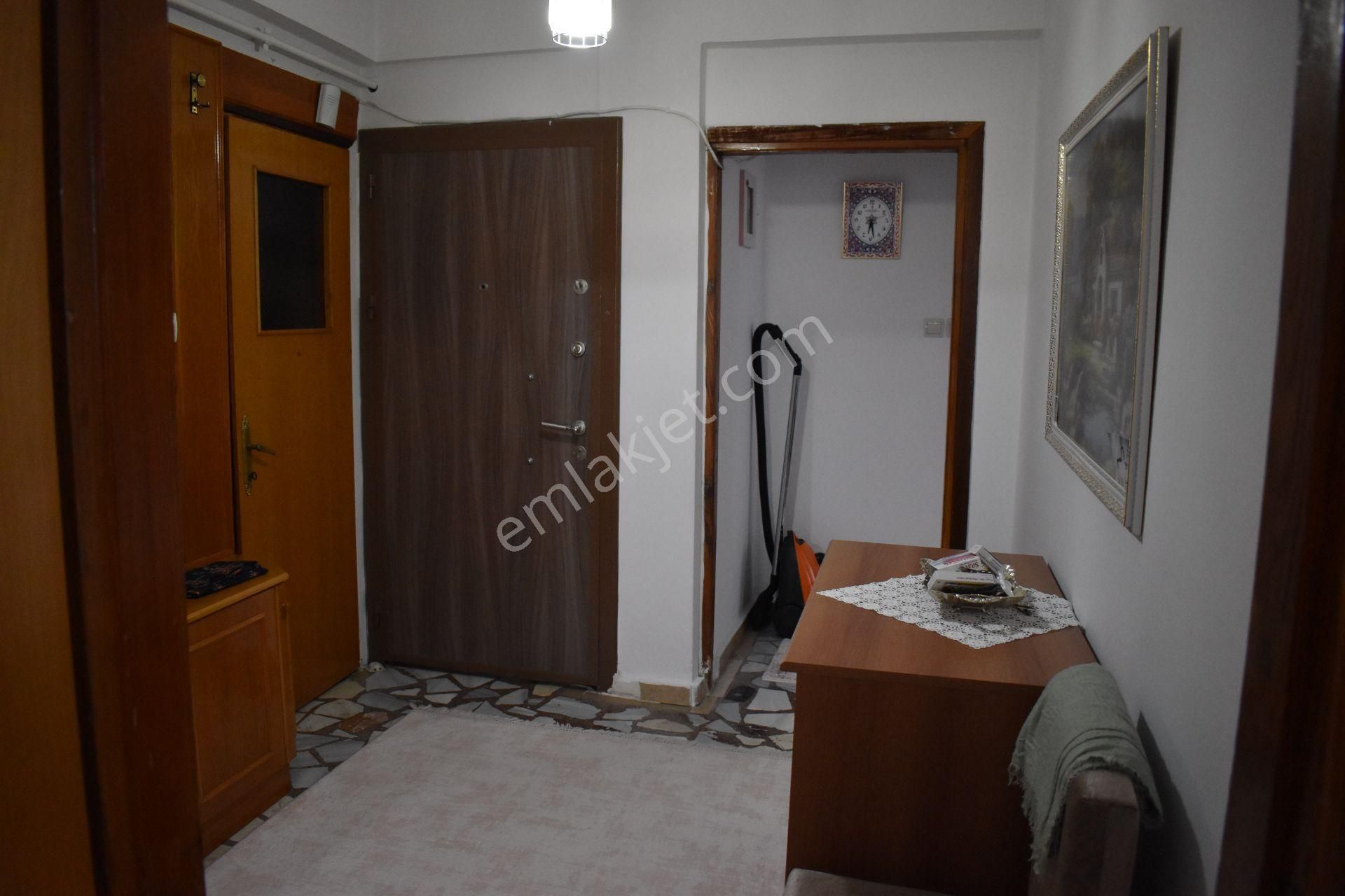Büyükçekmece Fatih Mah İçi Lüks Yapılı Temiz Merkezi Geniş 2+1 Satılık Daire - Görsel 27