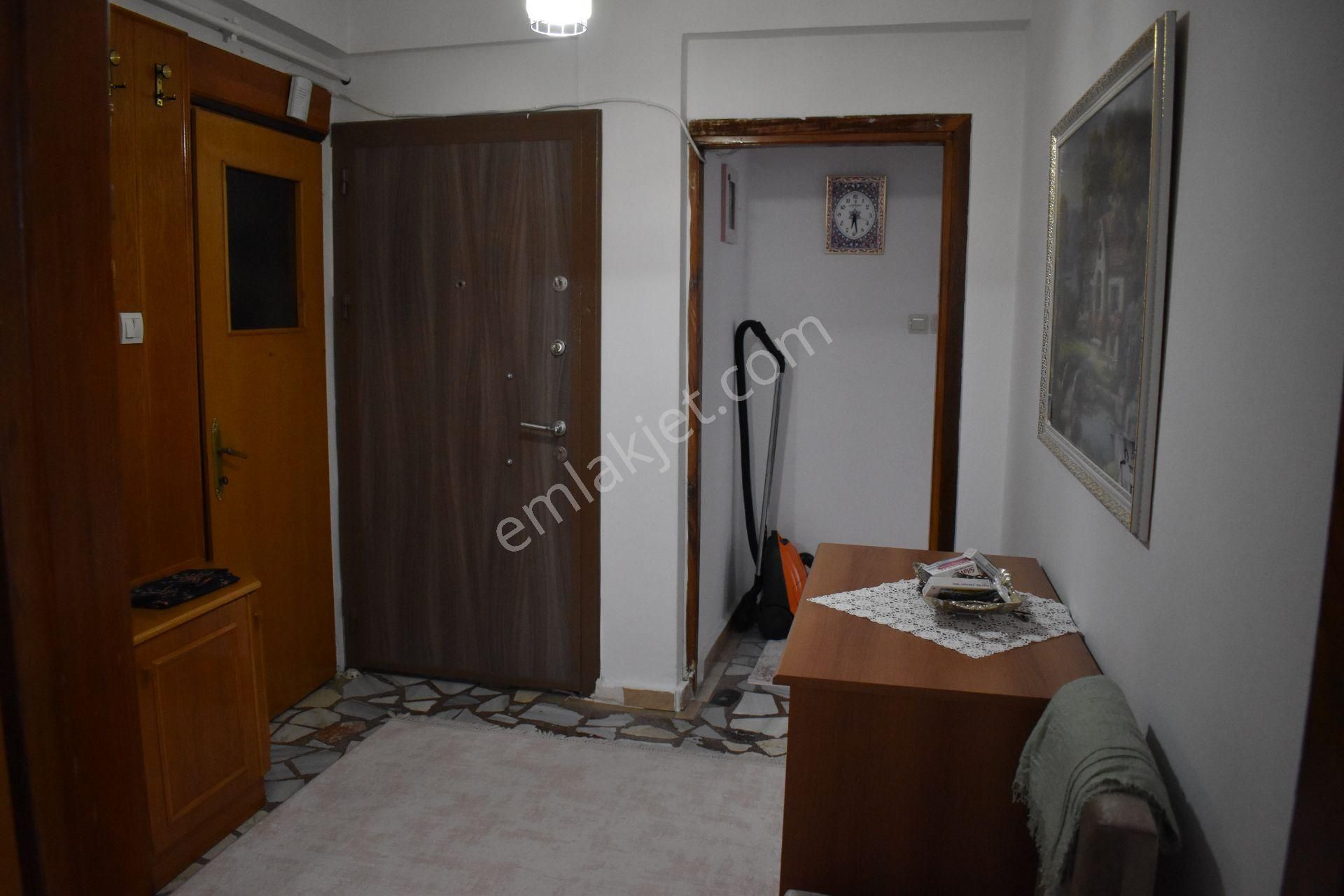 Büyükçekmece Fatih Mah İçi Lüks Yapılı Temiz Merkezi Geniş 2+1 Satılık Daire - Görsel 28