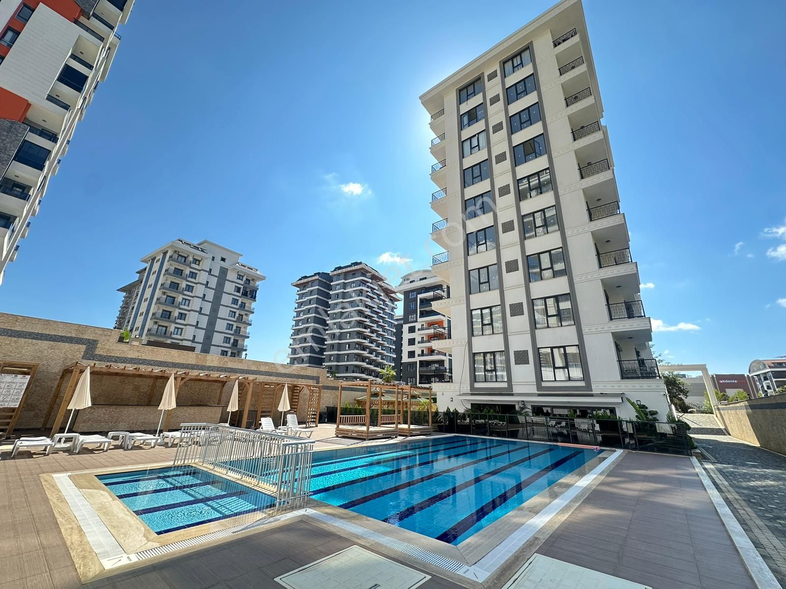 Alanya Mahmutlar Satılık Daire SIFIRL LÜKS SİTEDE 1+1 4 KAT NEW APARTMENT 4 FLOOR SÜPER AKTİVİTE