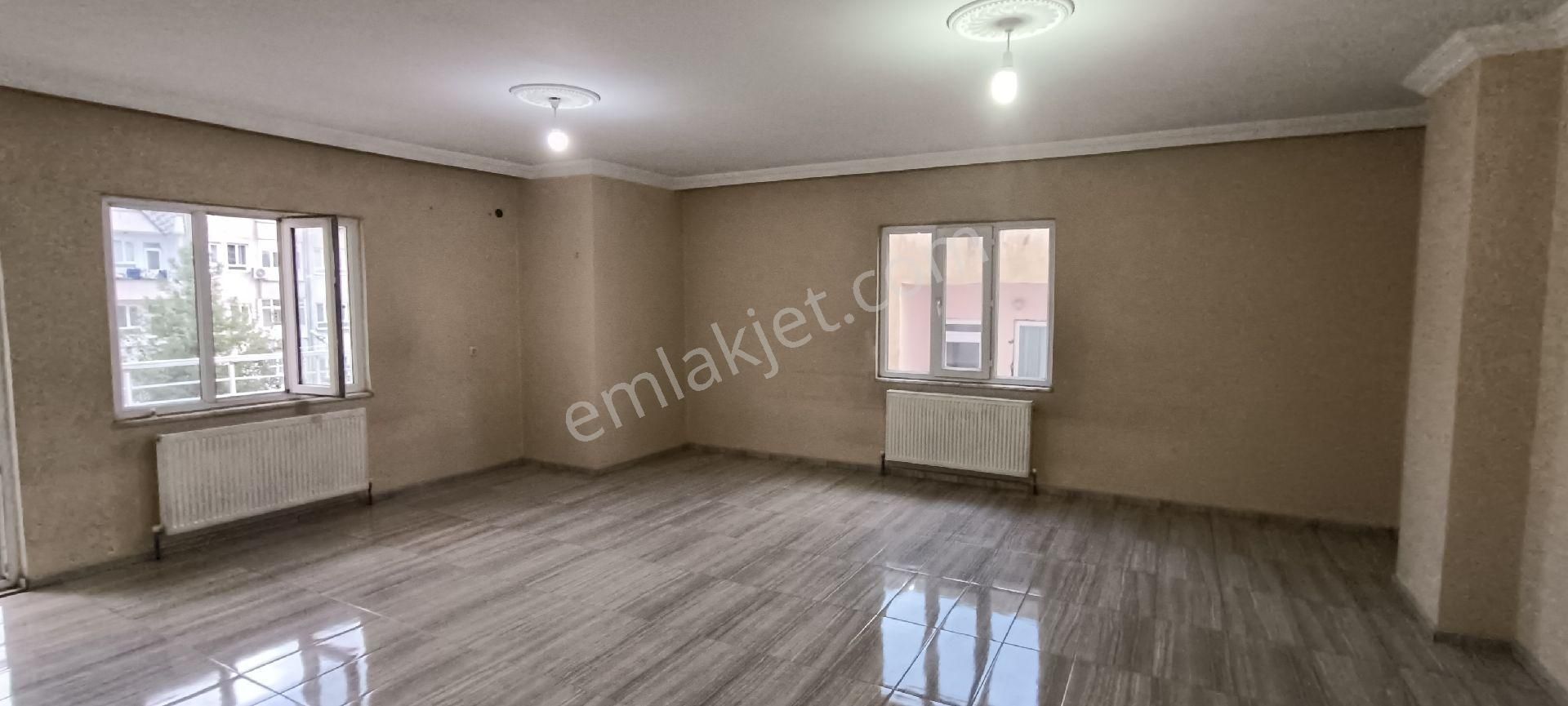 Batman Merkez Fatih Kiralık Daire RENAS emlak tan kiralık 3+1 daire