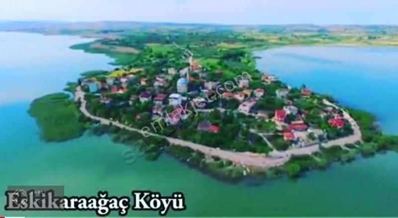 Karacabey Eskikaraağaç Satılık Müstakil Ev Bursa karacabey eski karaağaç'ta doğa ve göl manzaralı