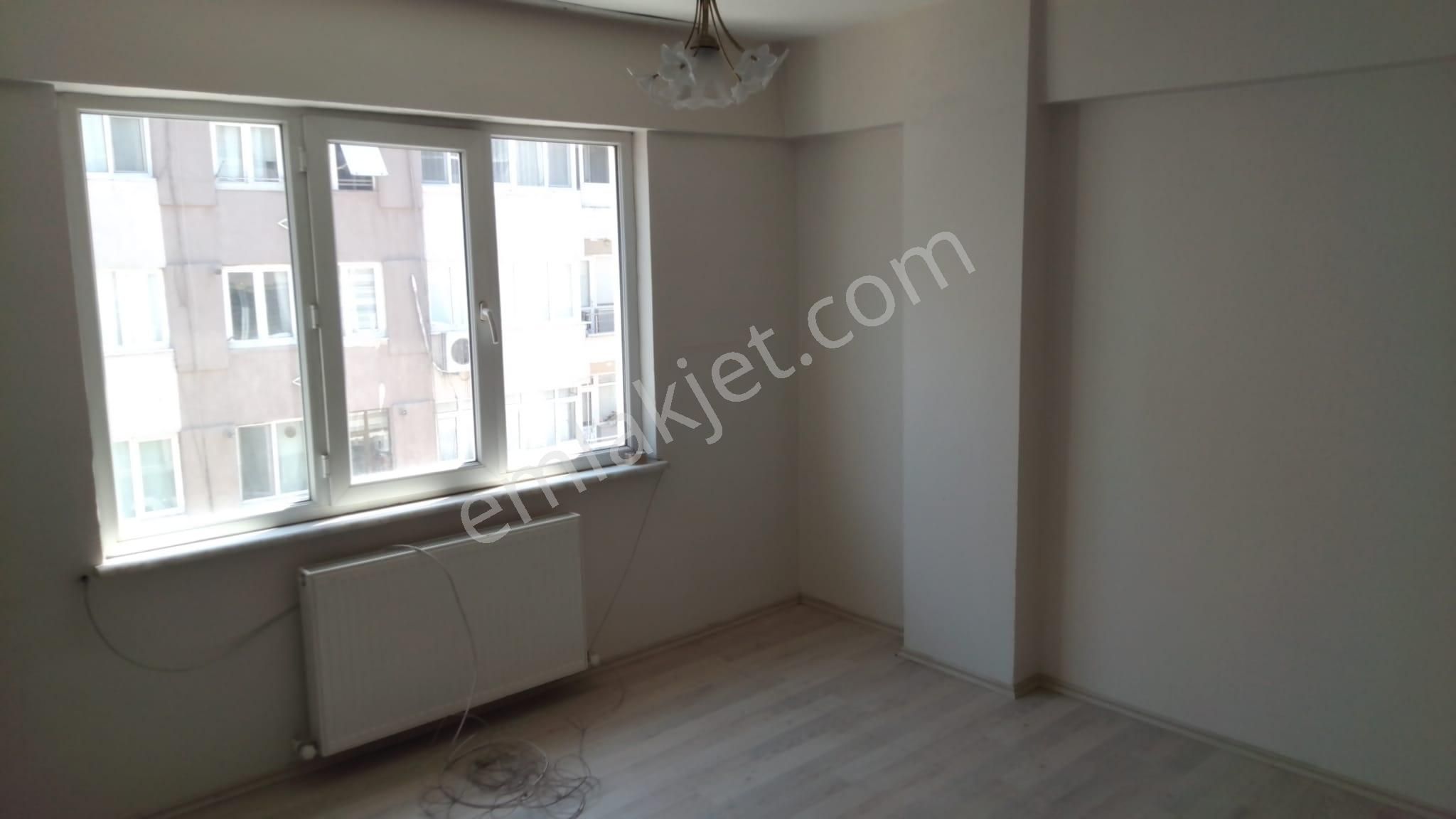 Gemlik İstiklal Cad.üzeri Kiralık Daire 3+1 Arakat Merkezi Yerde Sahile Yakın - Görsel 25