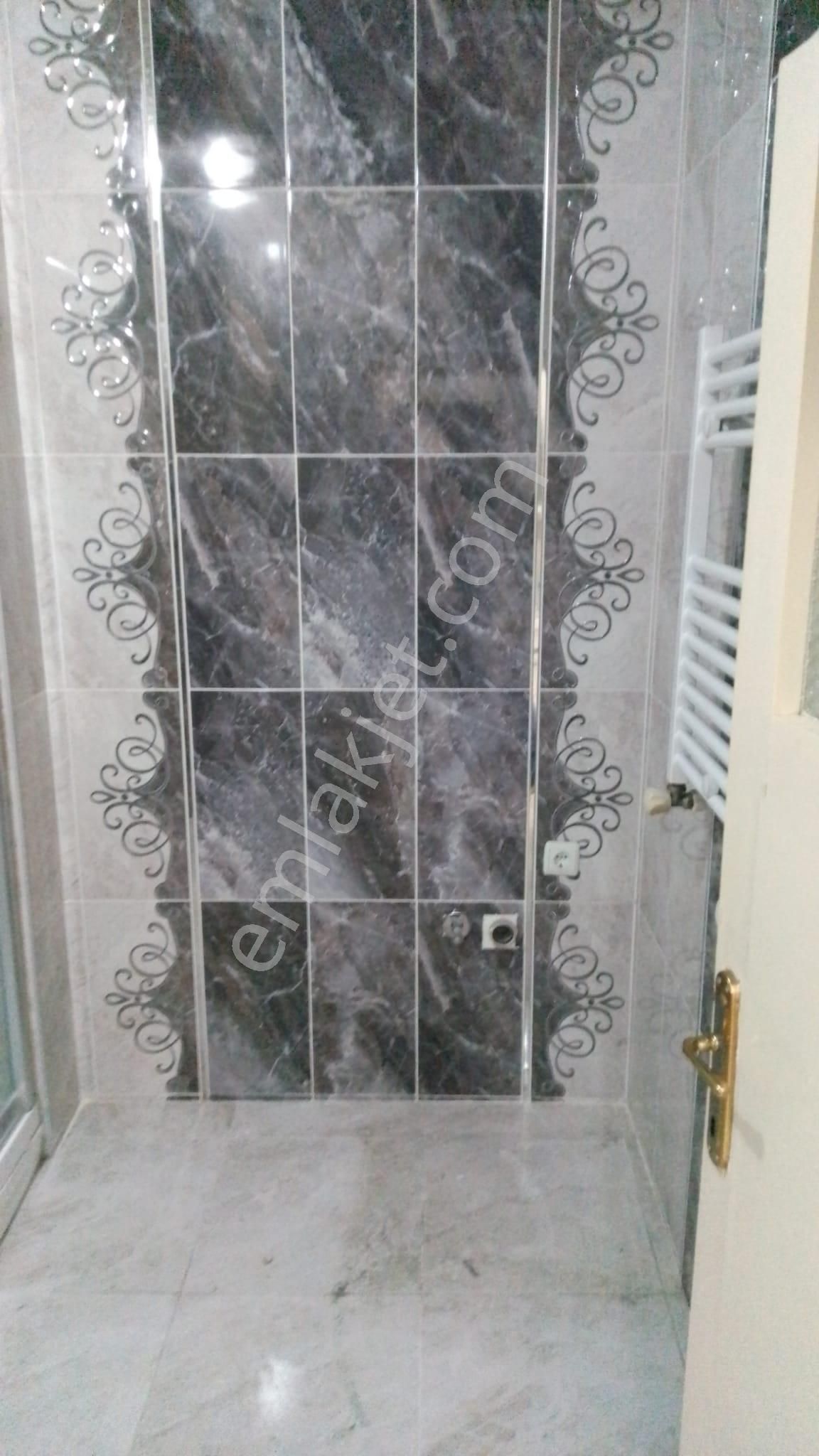 Gemlik İstiklal Cad.üzeri Kiralık Daire 3+1 Arakat Merkezi Yerde Sahile Yakın - Görsel 30