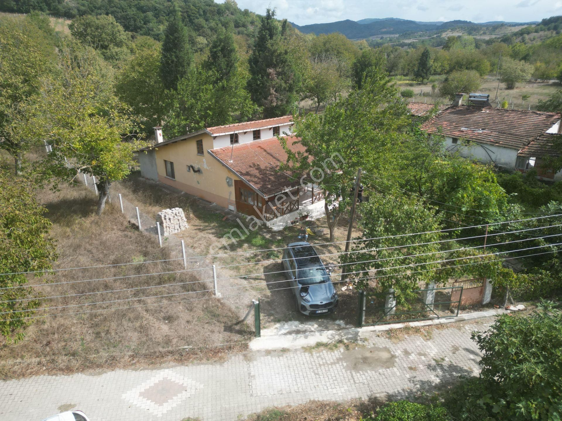 Kocaeli Karamürsel Yalakdere Valideköprü Satılık Müstakil Ev Ve Arsası - Görsel 4