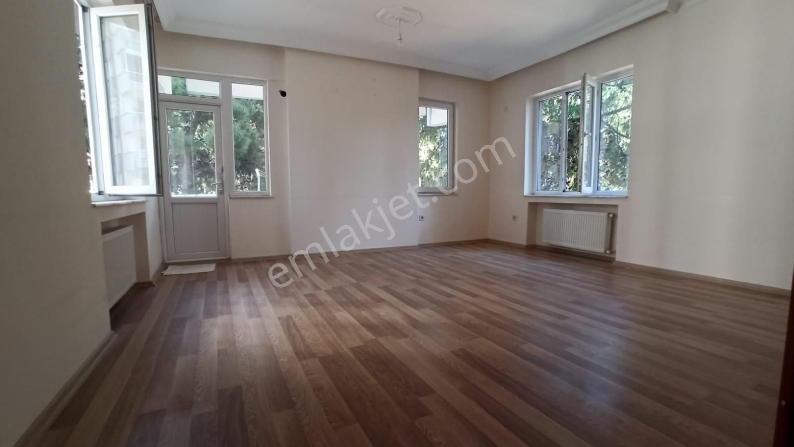 Konyaaltı Altınkum Satılık Daire  ALTINKUM  2+1 ARAKAT DOĞALGAZLI SİTE İÇİNDE SATILIK DAİRE