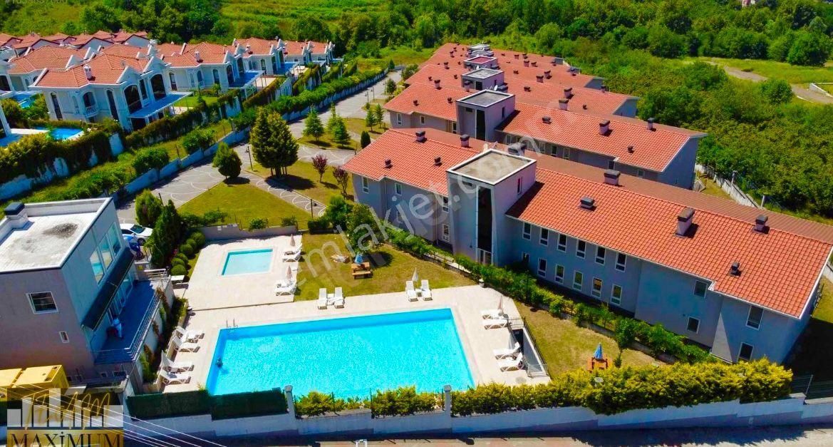 Başiskele Damlar Kiralık Daire  BAŞİSKELE CASABA SUİTE SİTESİNDE FULL EŞYALI KİRALIK 2+1 DAİRE