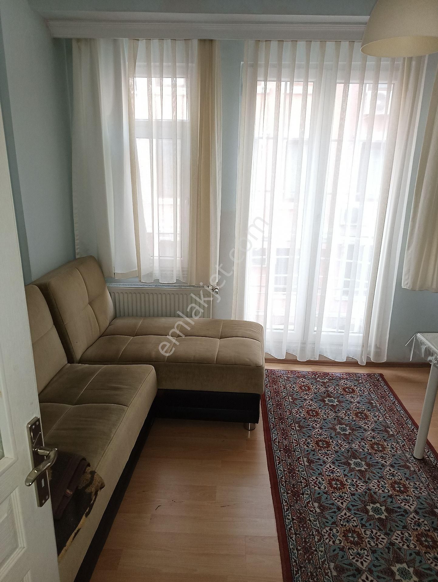 Fatih Seyyid Ömer Kiralık Daire Cerrahpaşa Hastanesi Yakınında Yeni Binada Eşyalı Kiralık Daire