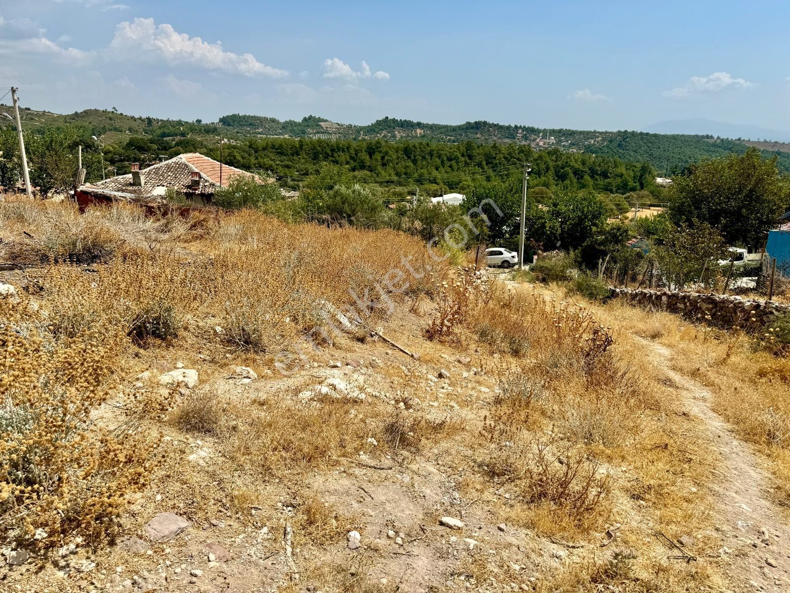 Şehzadeler Sarıalan Satılık Konut İmarlı Manisa Sarıalan ' Da 300 M2 İki Adet Arsa , Yanyana