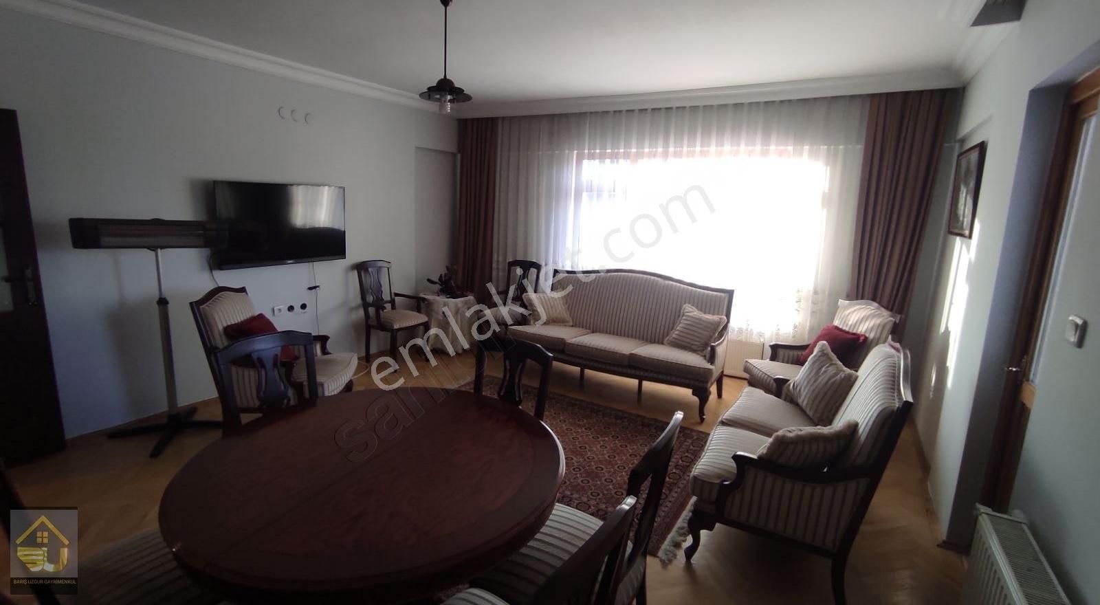 Çankaya Birlik Kiralık Daire BİRLİK MAHALLESİ YAŞAM HASTANESİ KARŞISI EŞYALI KİRALIK 3+1