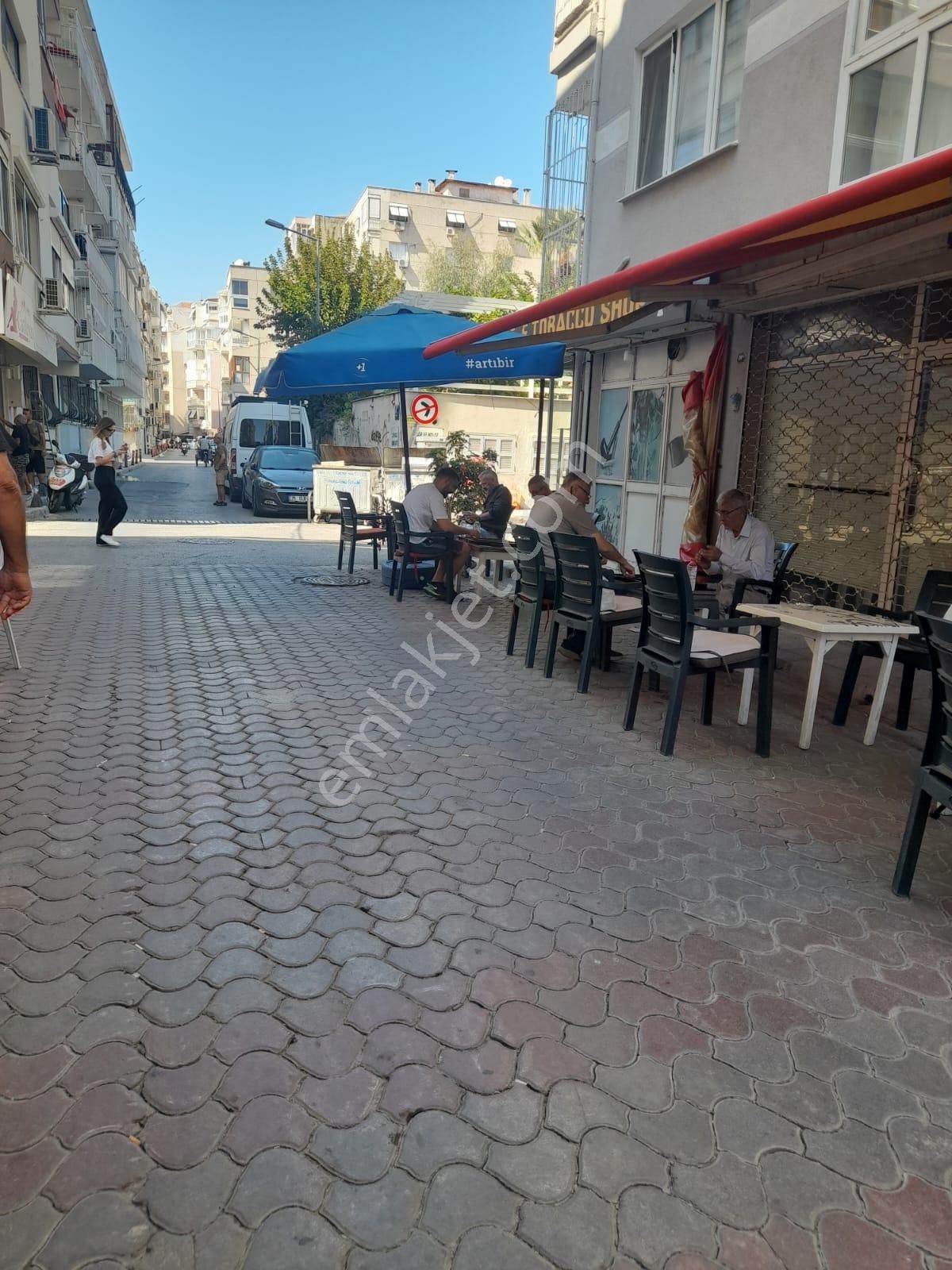 Konak Güzelyalı Satılık Daire  GÜZELYALIDA MİTHATPAŞA CADDESİ ARKAS    DENİZE YAKIN PARK YAKINI LÜX