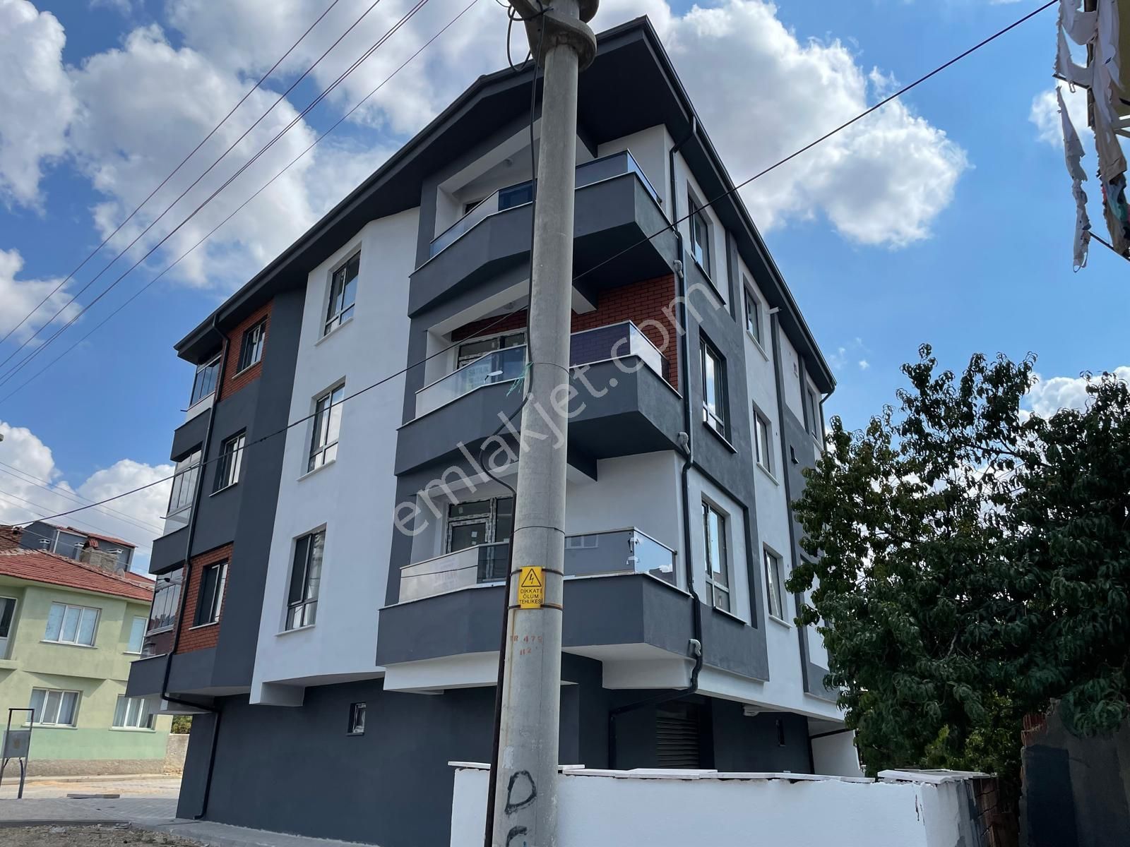 Odunpazarı 71 Evler Satılık Daire  SD659-ŞEHİR HASTANESİ YAKINI 1+1 60M2 BALKONU SIFIR DAİRE