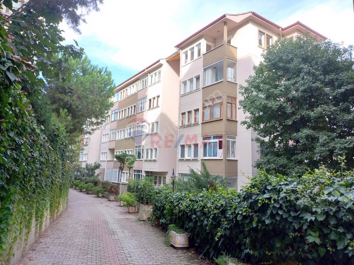 Üsküdar Bahçelievler Kiralık Daire Remax Anı 'Dan Üsküdar Ata 2 Sitesi 'Nde 3+1 Kiralık Daire