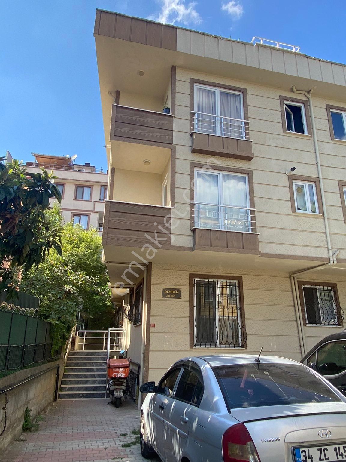 Ataşehir Esatpaşa Satılık Daire ATAŞEHİR ESATPAŞA SATILIK 1+1 DAİRE