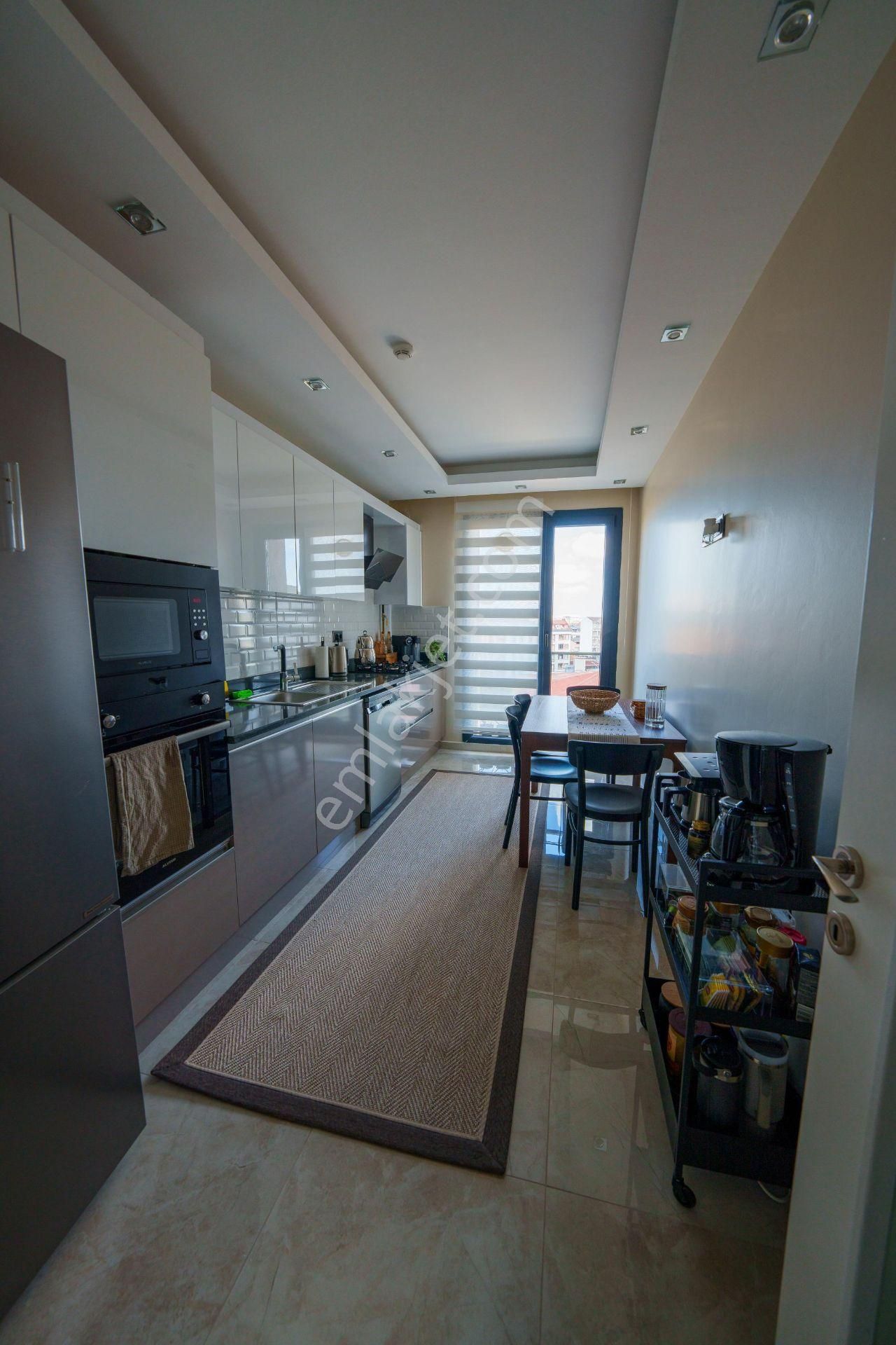 Balcıoğlundan Kartaltepe Mah. Paşa Evlerinde Sitesinde Satılık 3+1 Daire - Görsel 17