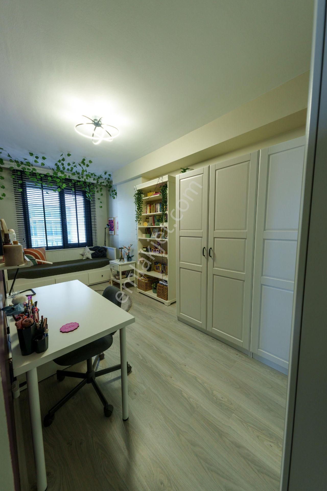 Balcıoğlundan Kartaltepe Mah. Paşa Evlerinde Sitesinde Satılık 3+1 Daire - Görsel 7