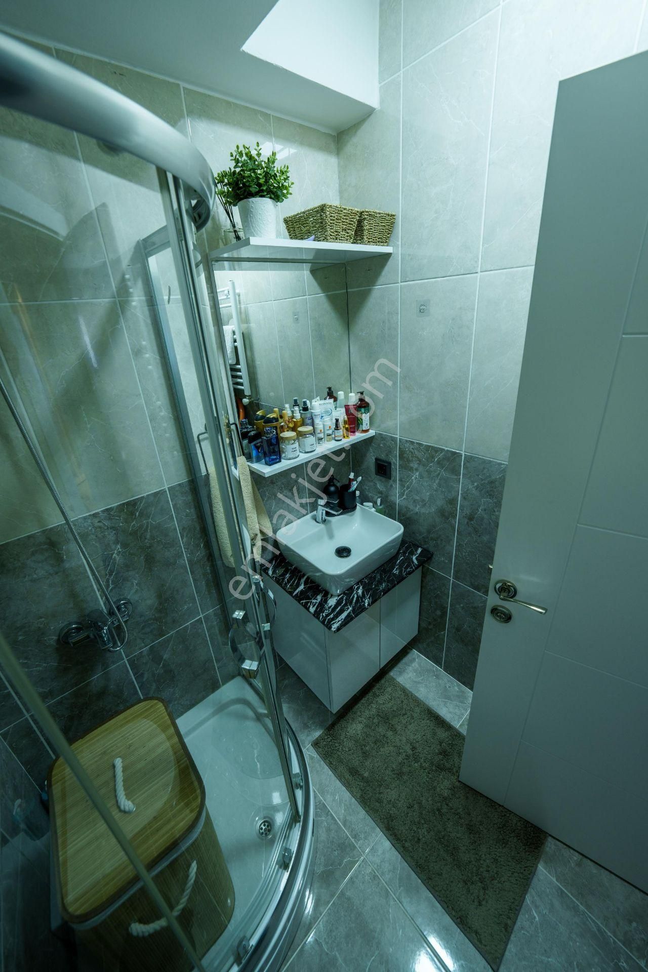 Balcıoğlundan Kartaltepe Mah. Paşa Evlerinde Sitesinde Satılık 3+1 Daire - Görsel 21