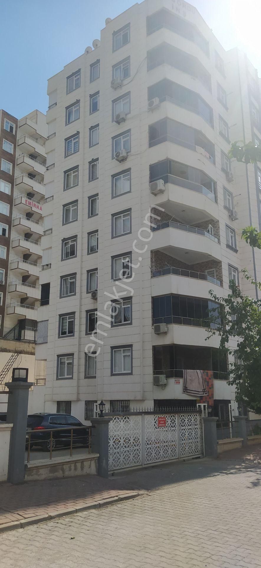 Karaköprü Doğukent Satılık Daire  5 ODALI İÇİ FULL YAPILI DOGUKENT DE DAİRE