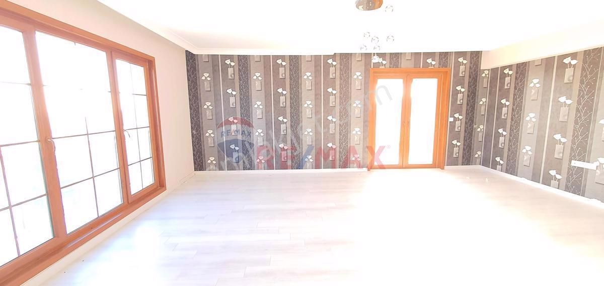 Bağlıca'da Satılık - Çift Teraslı, Şömineli 6+1 Dublex Daire - Görsel 15