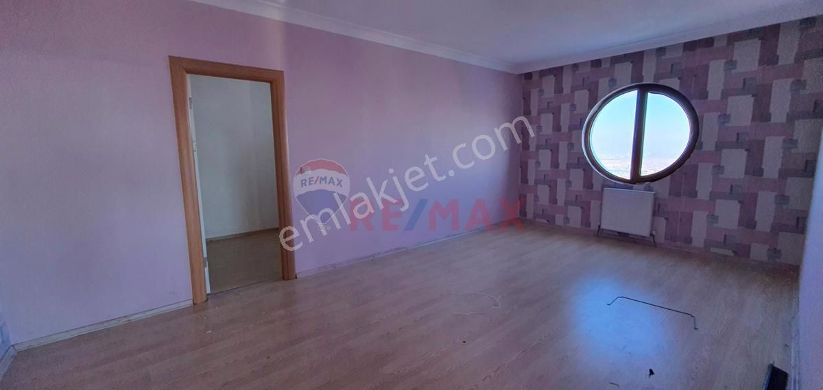 Bağlıca'da Satılık - Çift Teraslı, Şömineli 6+1 Dublex Daire - Görsel 29