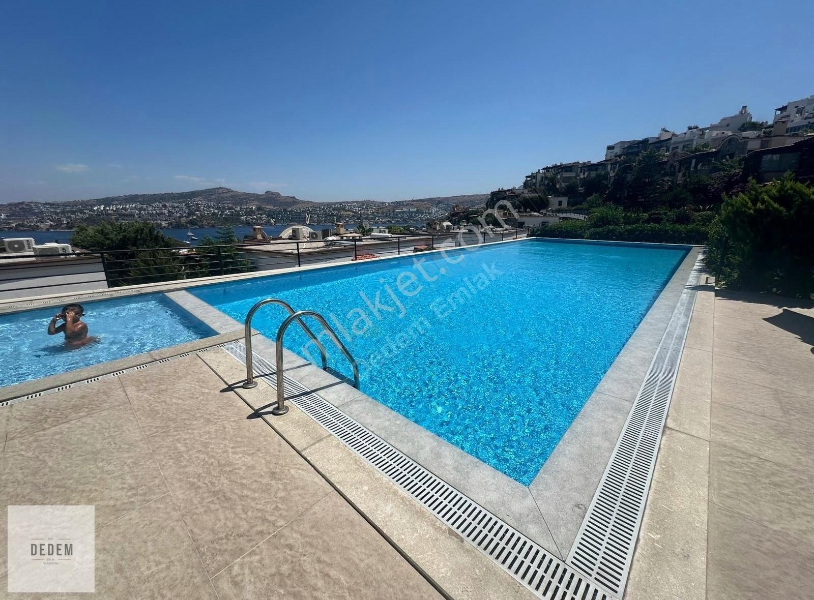 Bodrum Gündoğan Satılık Villa Gündoğan Koyunda Manzaralı Nezih Site İçerisinde 4+1 Villa