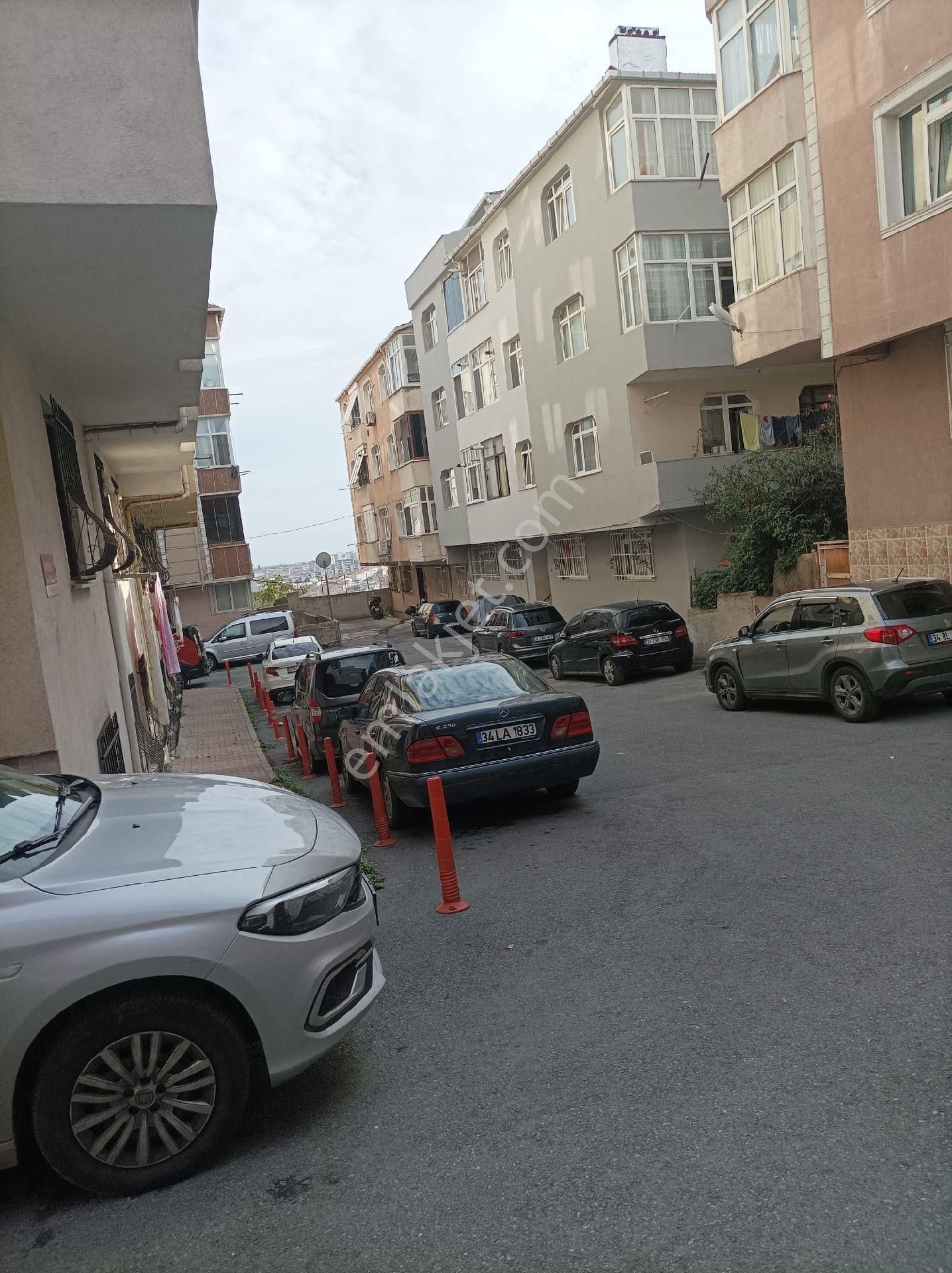 Gaziosmanpaşa Karlıtepe Satılık Daire Gaziosmanpaşa Karlıtepe Mahallesi'nde 2+1 satılık daire