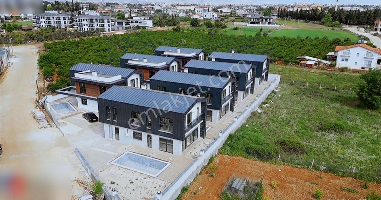 Döşemealtı Yeşilbayır Satılık Villa Antalya Döşemealtı Yeşilbayır Satılık Villa 4+1 Müstakil