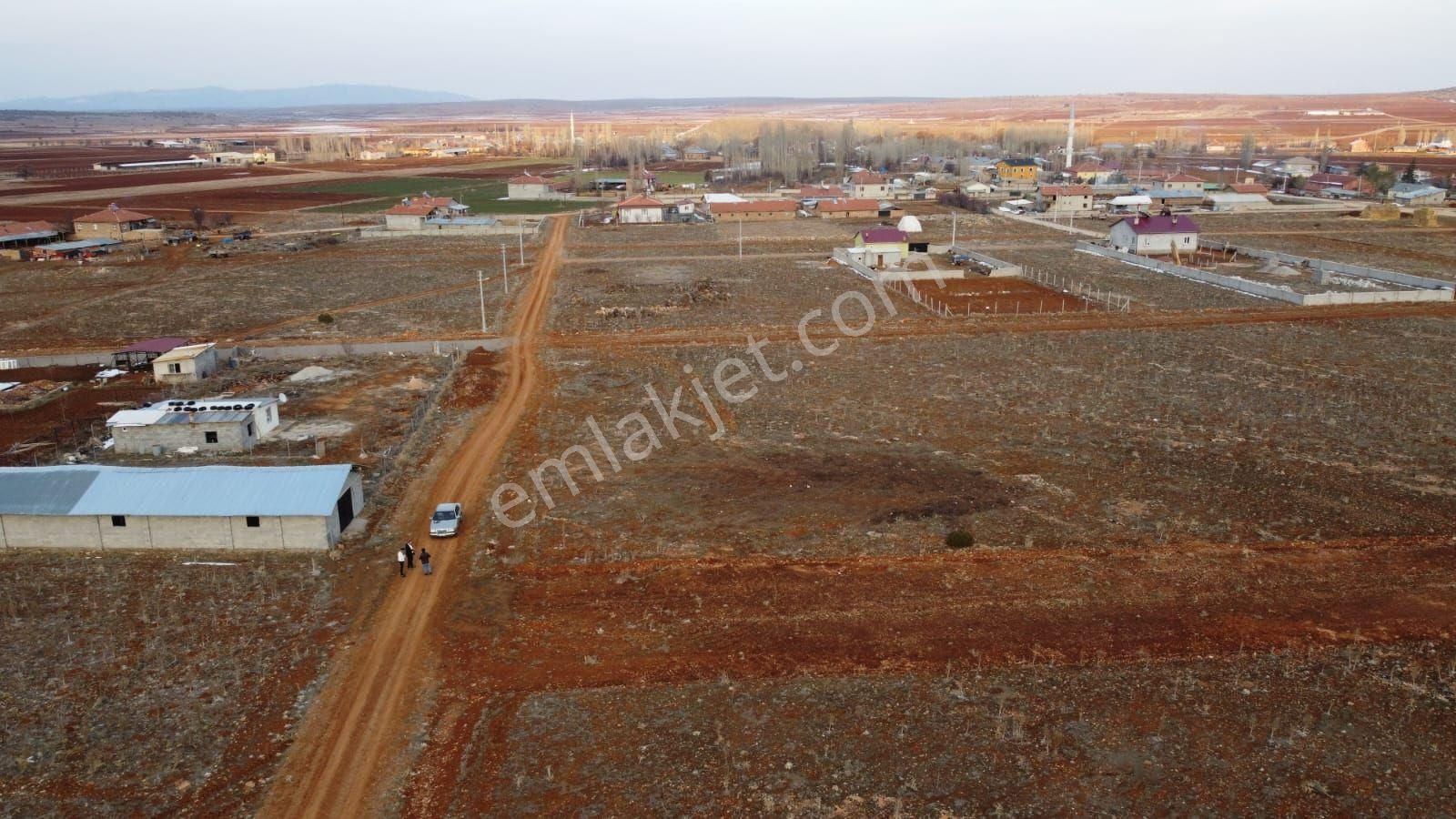 Akören Karahüyük Satılık Konut İmarlı AKÖRENDE 2 KATA İMARLI ARSA FIRSATI 