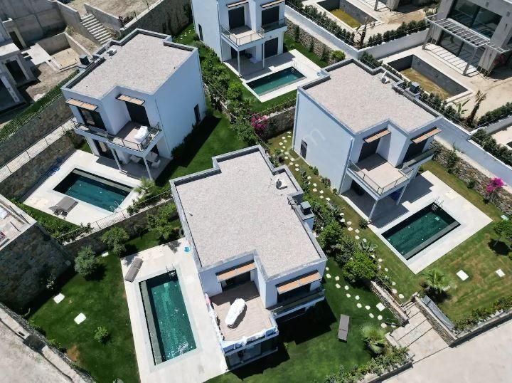 Bodrum Koyunbaba Kiralık Villa  DENİZE 300 METRE ULTRA LÜX KİRALIK DAİRE