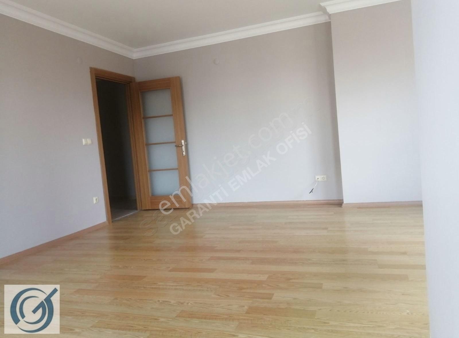 Ümraniye Çamlık Kiralık Daire GARANTİDEN SİTE İÇİ MANZARALI FERAH 3+1 OTOPARKLI