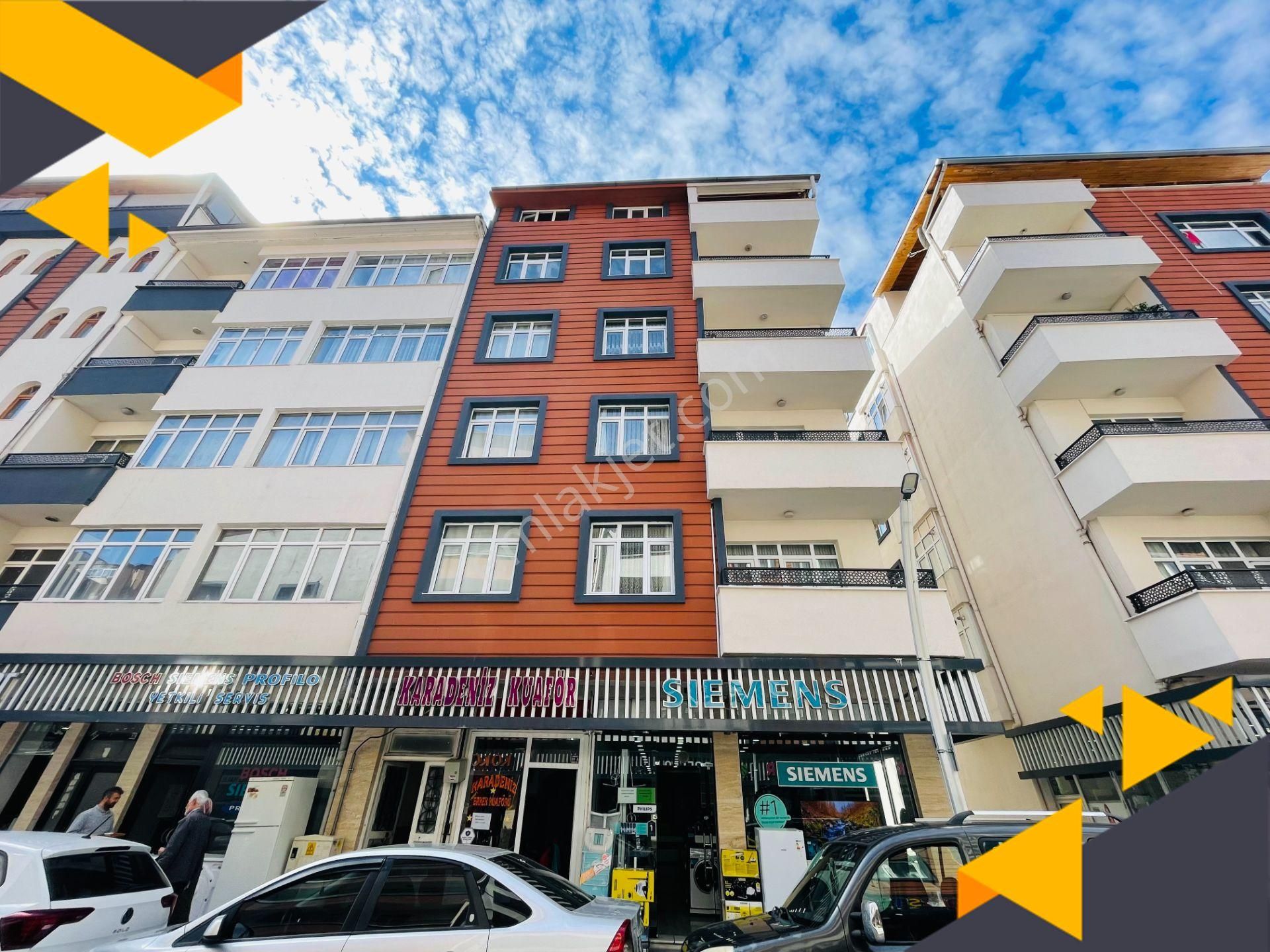 Gümüşhane Merkez Hasanbey Kiralık Daire Cumhuriyet Caddesi Üzeri 4+1 Fırsat Daire