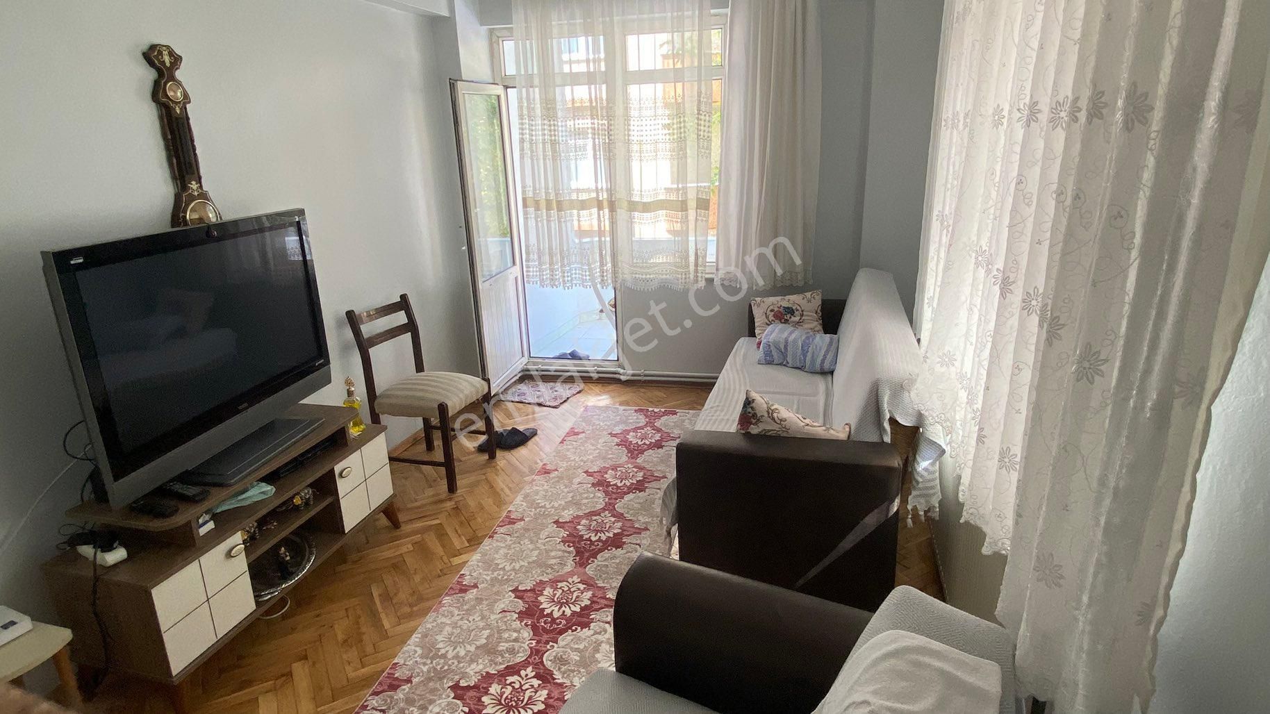 Bahçelievler Cumhuriyet Kiralık Daire 2+1 Eşyalı Ev