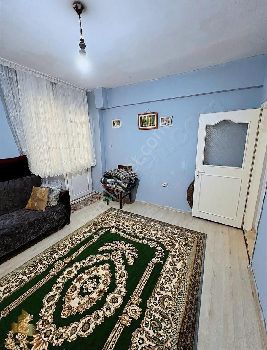 Avcılar Cihangir Satılık Daire AVCILAR CİHANGİR MAHALLESİ METROBÜS DURAĞI'NDA SATILIK DAİRE