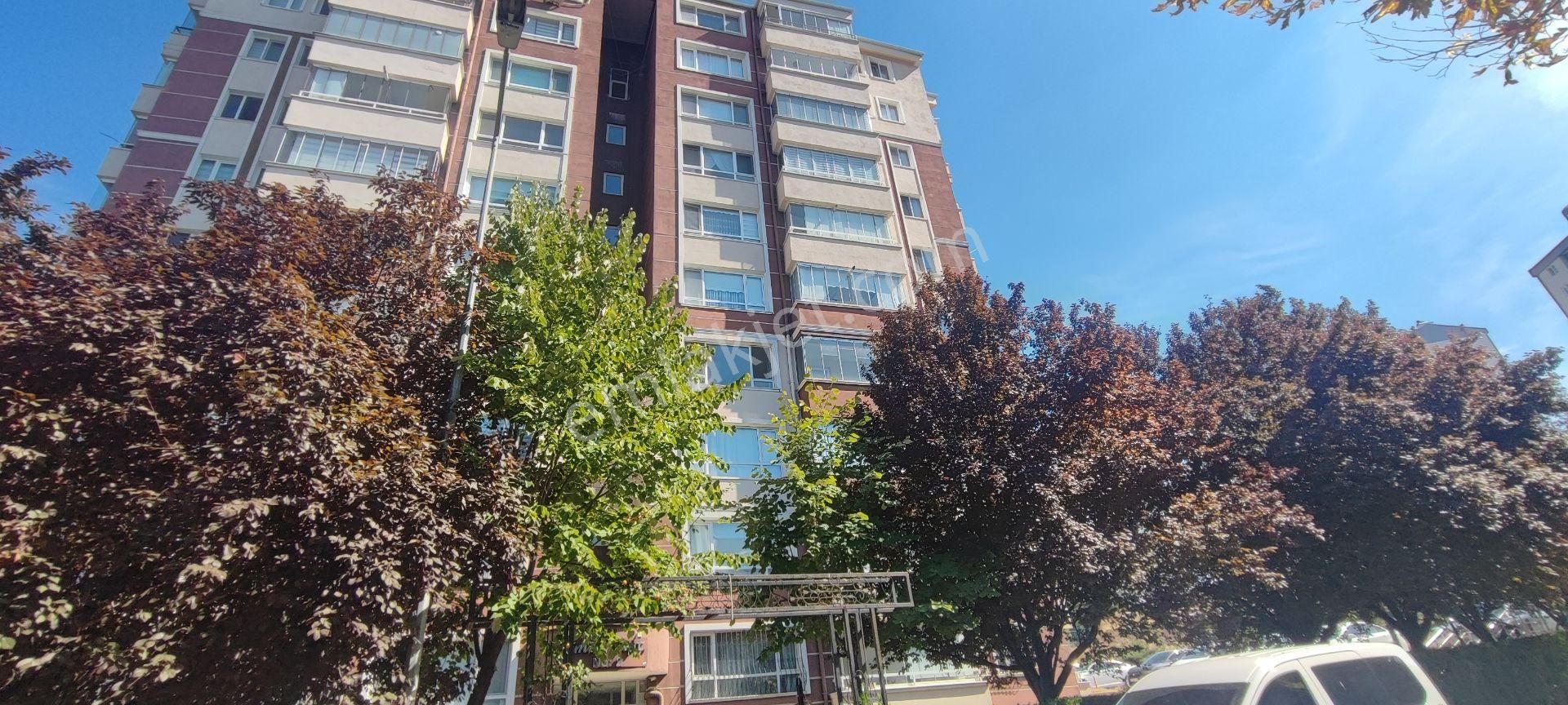 Etimesgut Şeyh Şamil Satılık Daire  EREN GAYRİMENKUL'DEN EMEK APT ARAKATTA FULL YAPILI İSKANLI 3+1