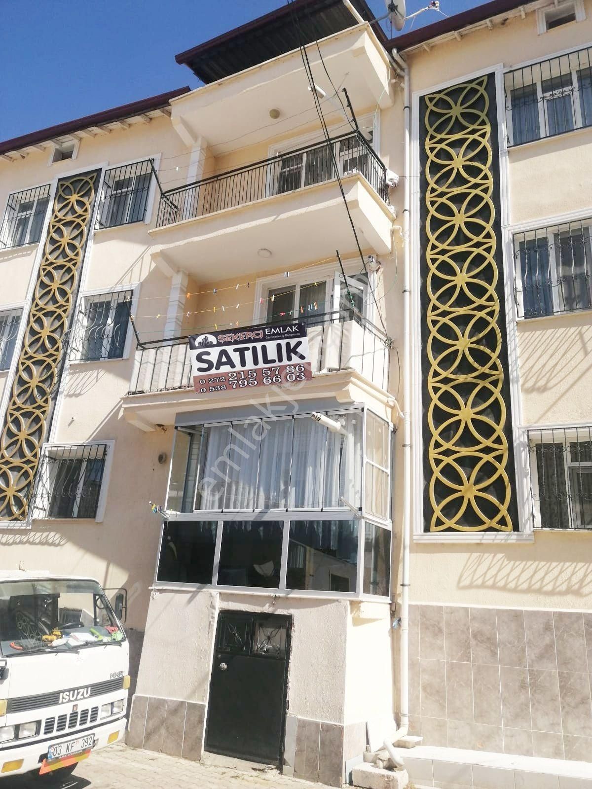 Afyonkarahisar Merkez Erkmen Bld. (Fevzi Çakmak) Satılık Daire  ŞEKERCİ EMLAK'DAN ERKMEN MERKEZ'DE 3+1 SATILIK DAİRE