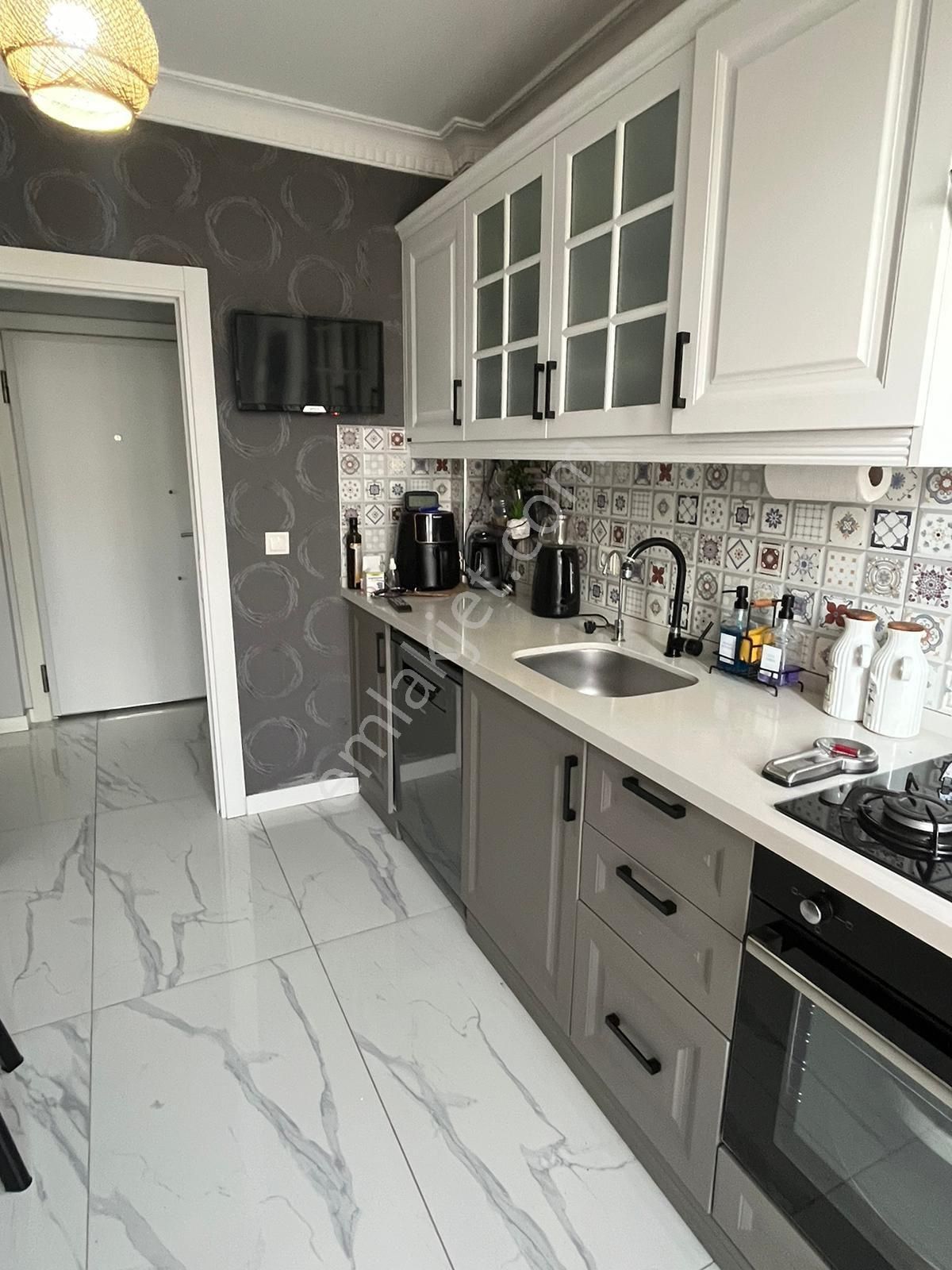 Beylikdüzü Marmara Mahlesinde Satılık Lüks 3+1 Ebeveyın Banyolu Satılık Daire - Görsel 3