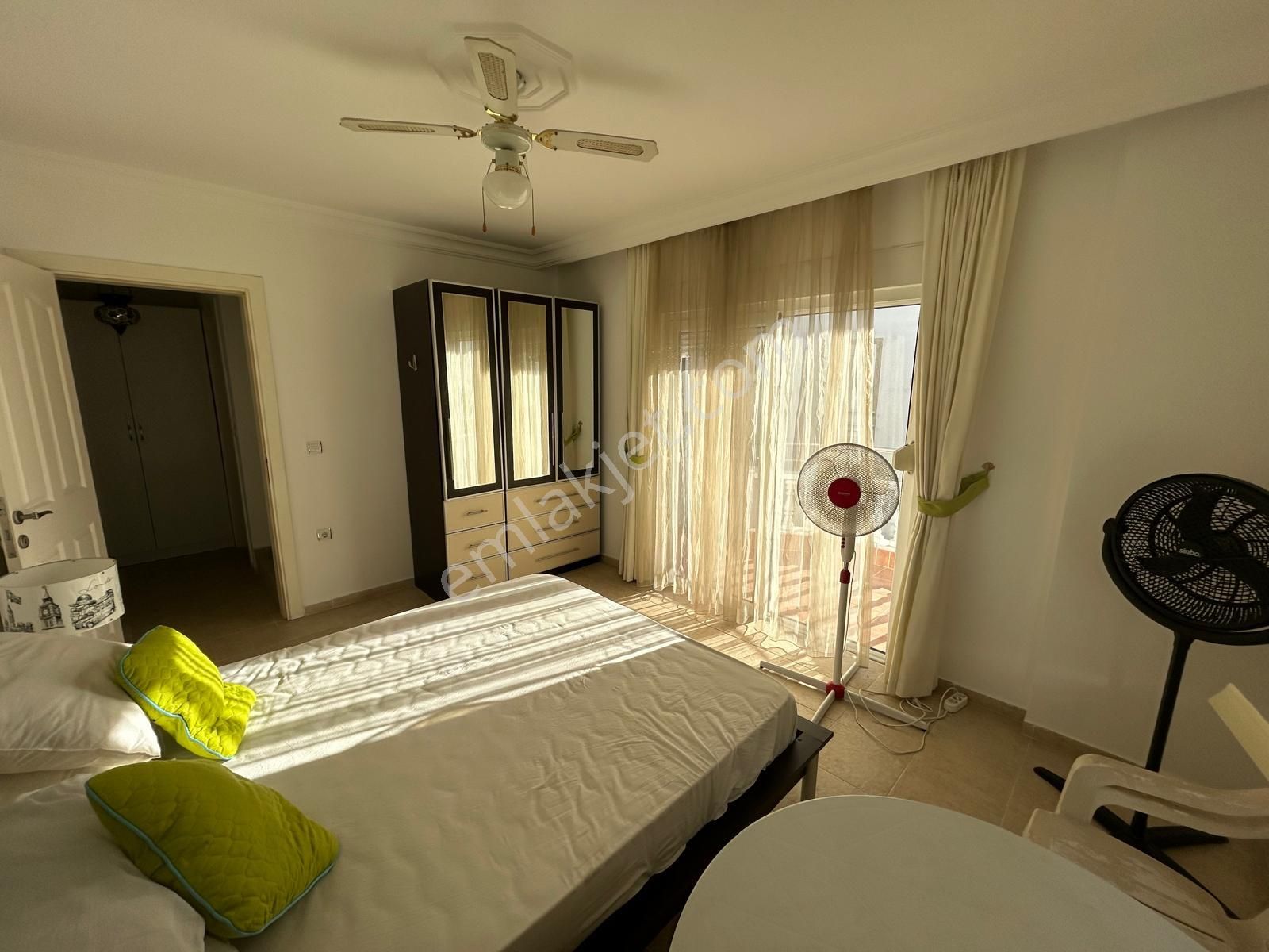 Büyük Plaja Yakın 4 Dairelik Havuzlu Sitede Eşyalı Dubleks - Görsel 15