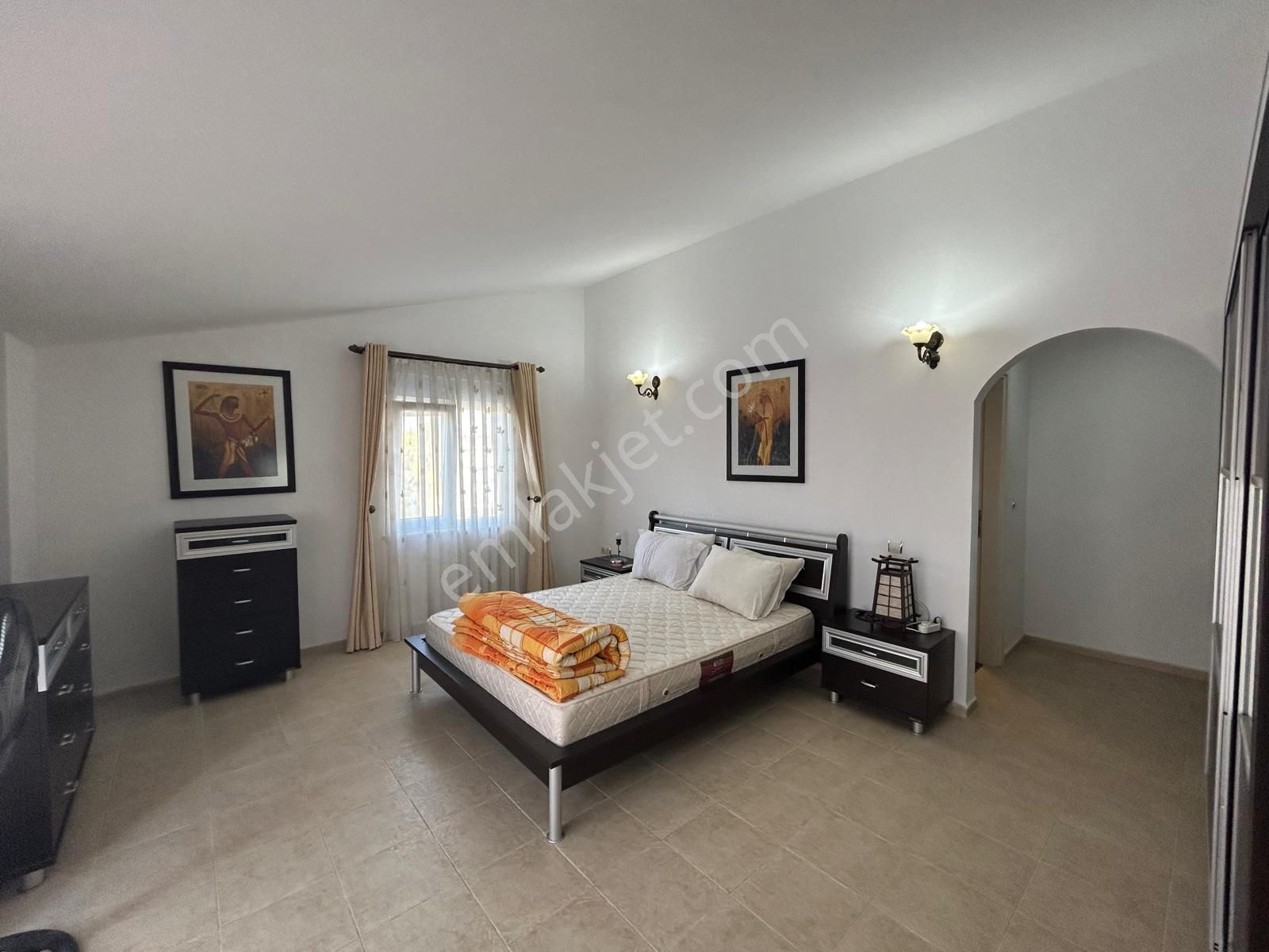 Büyük Plaja Yakın 4 Dairelik Havuzlu Sitede Eşyalı Dubleks - Görsel 25