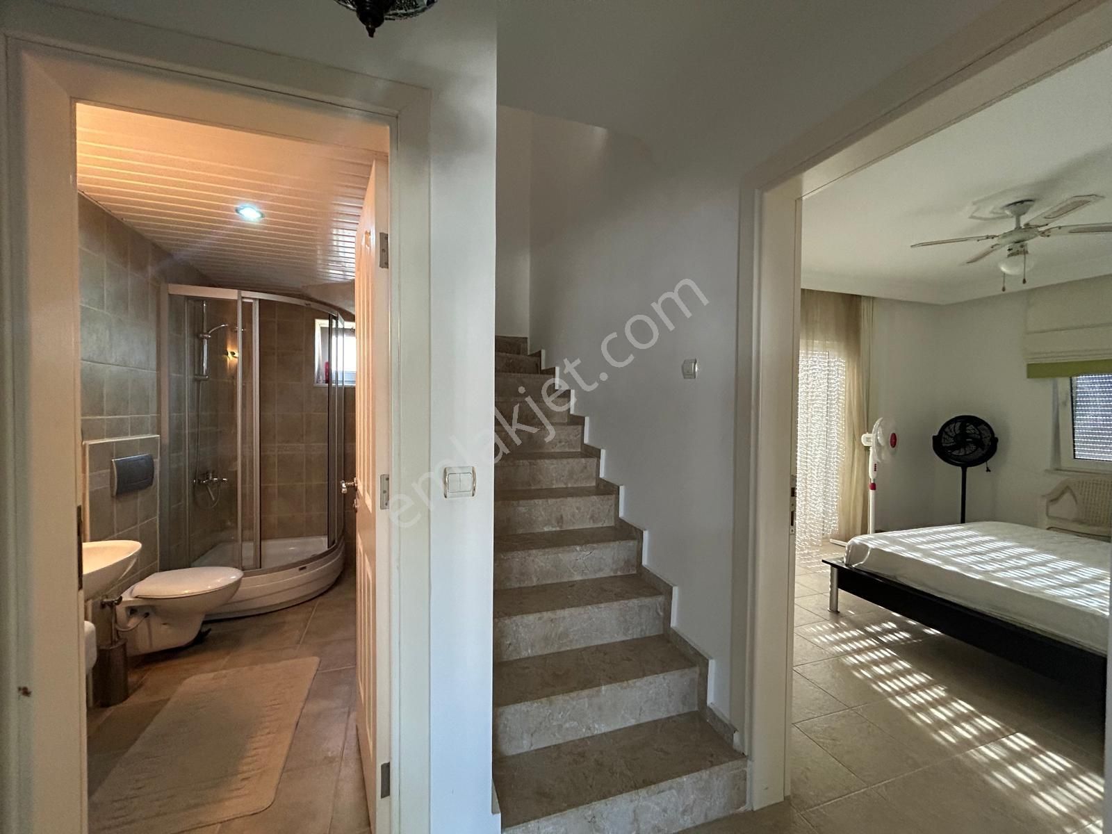 Büyük Plaja Yakın 4 Dairelik Havuzlu Sitede Eşyalı Dubleks - Görsel 19