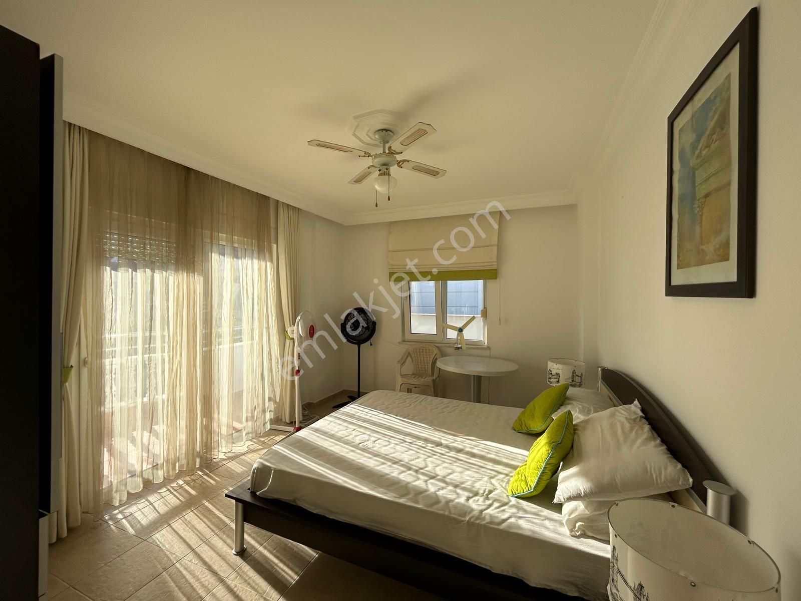 Büyük Plaja Yakın 4 Dairelik Havuzlu Sitede Eşyalı Dubleks - Görsel 13