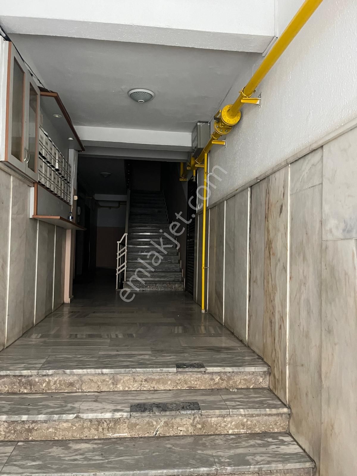 Yenişehir İnönü Kiralık Daire  BATI GAYRİMENKULDEN BULVAR ÜSTÜ DENİZ MANZARALI 3+1