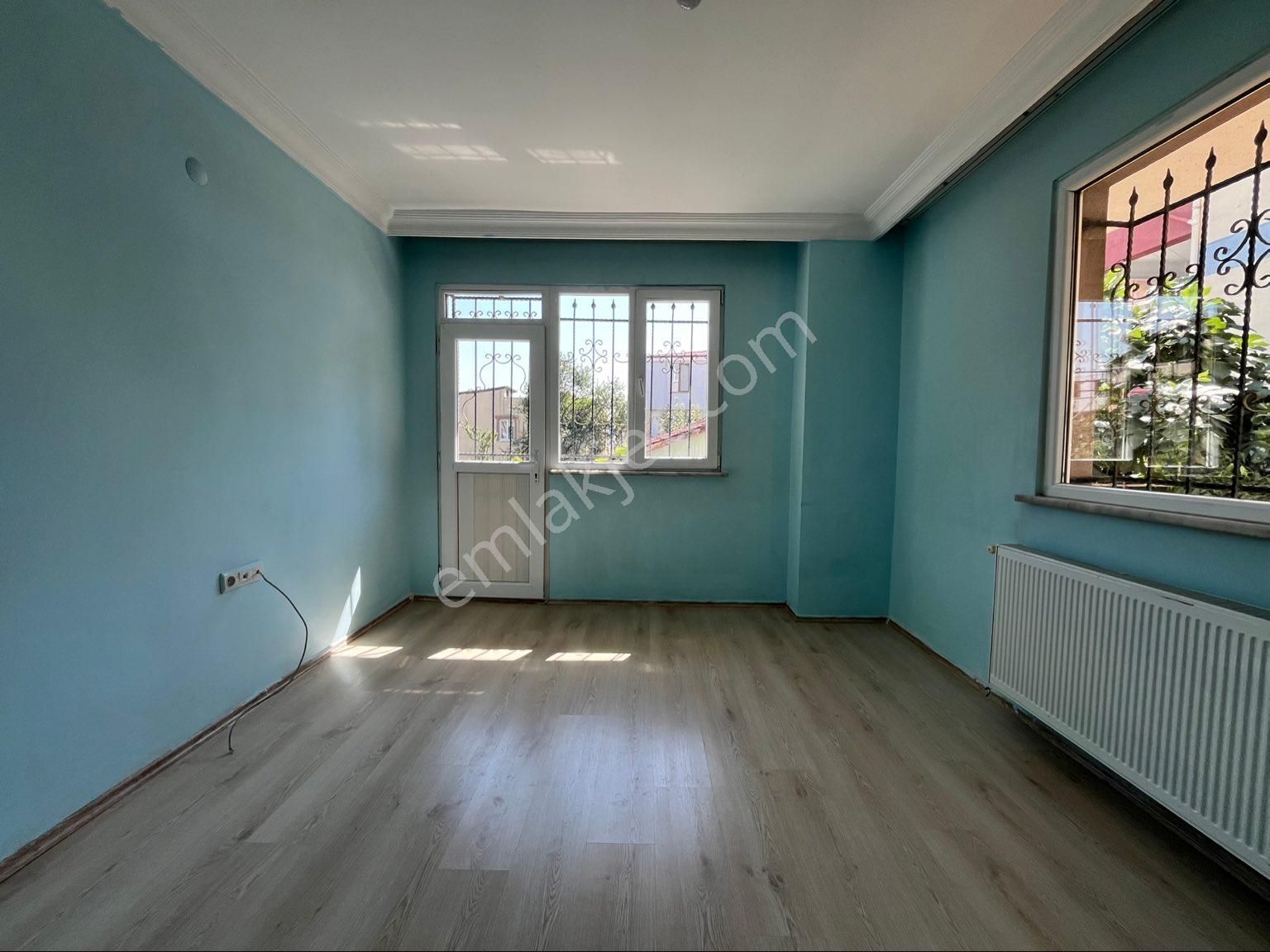 Darıca Piri Reis Kiralık Daire tuzla caddesine cok yakın file marketin arkasında 2+1 yüksek giriş