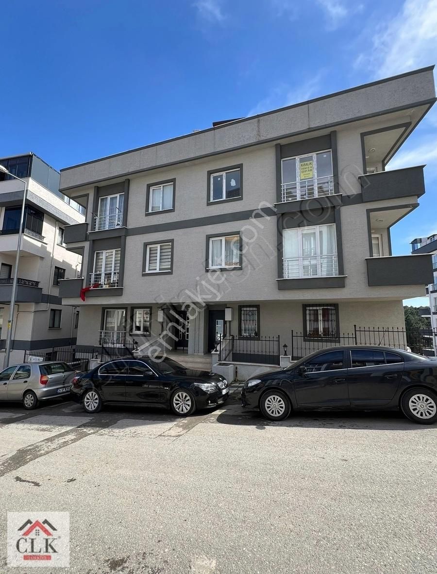 Çekmeköy Merkez Satılık Daire Clk'dan Merkez Mh. Satılık 3+2 Dubleks Daire