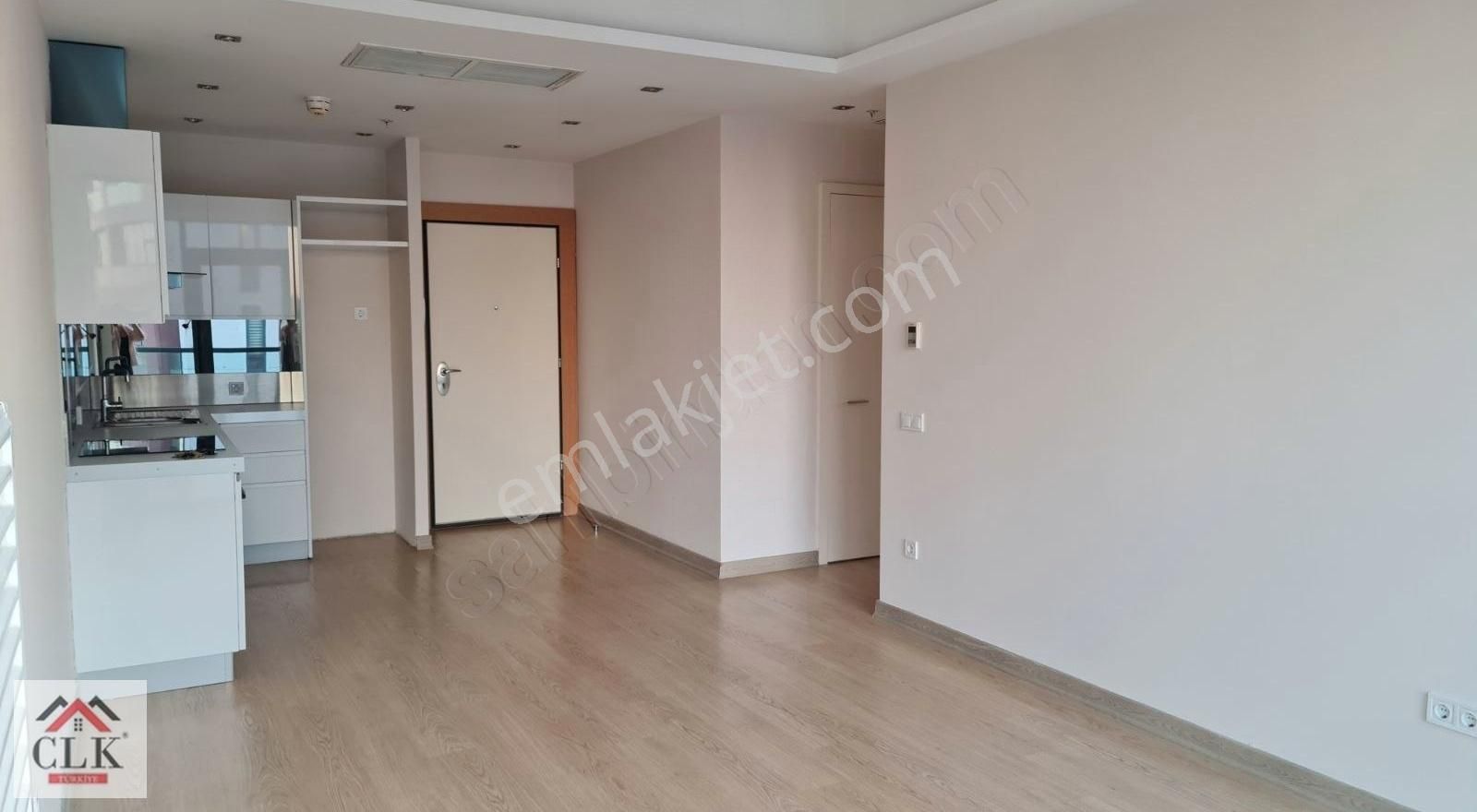 Ataşehir Küçükbakkalköy Satılık Residence Ataşehir Brandium Deniz Manzaralı Yüksek Kat Satılık 1+1