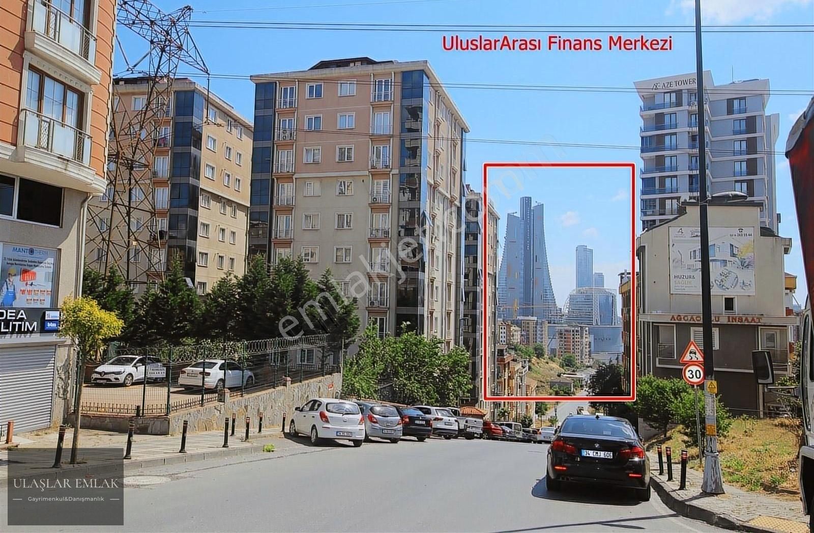 Ümraniye Armağanevler Satılık Ticari İmarlı ARMAĞANEVLER MAH. 290 M CADDE ÜSTÜ KÖŞE PARSEL.