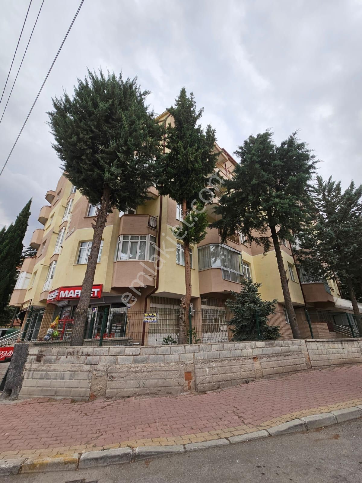 Selçuklu Bedir Satılık Daire  ERTEX GAYRİMENKUL DEN ÖZALKENT DE MAH 3+1 ARAKAT DAİRE SATLIK