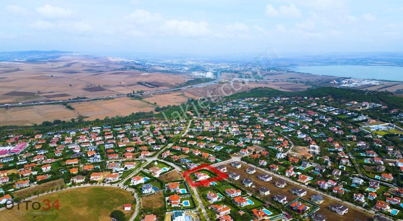 Büyükçekmece Türkoba Satılık Villa Tepekent 'in En Güzel Konumlu Müstakil Havuzlu KÖŞE Villası